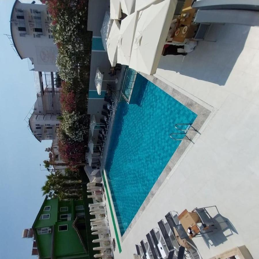 Alessia Hotel Side Exterior foto