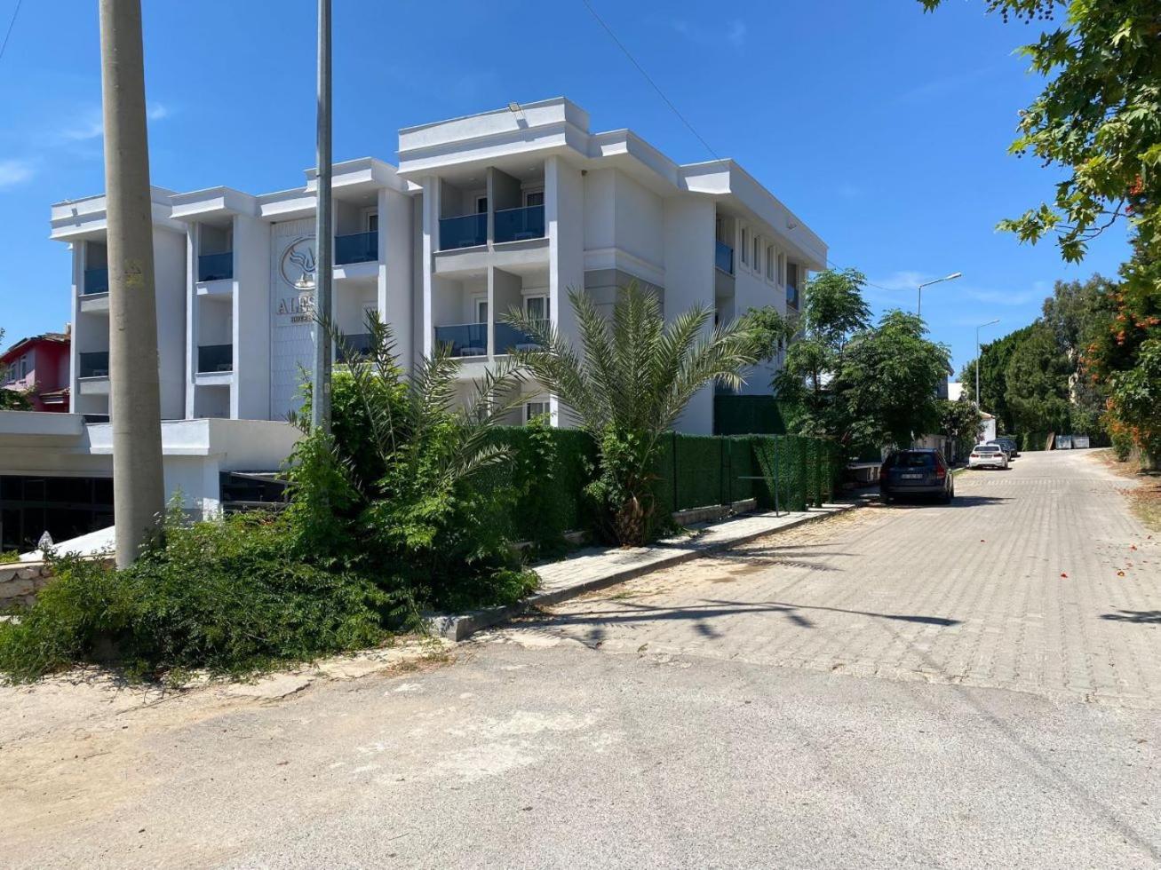 Alessia Hotel Side Exterior foto